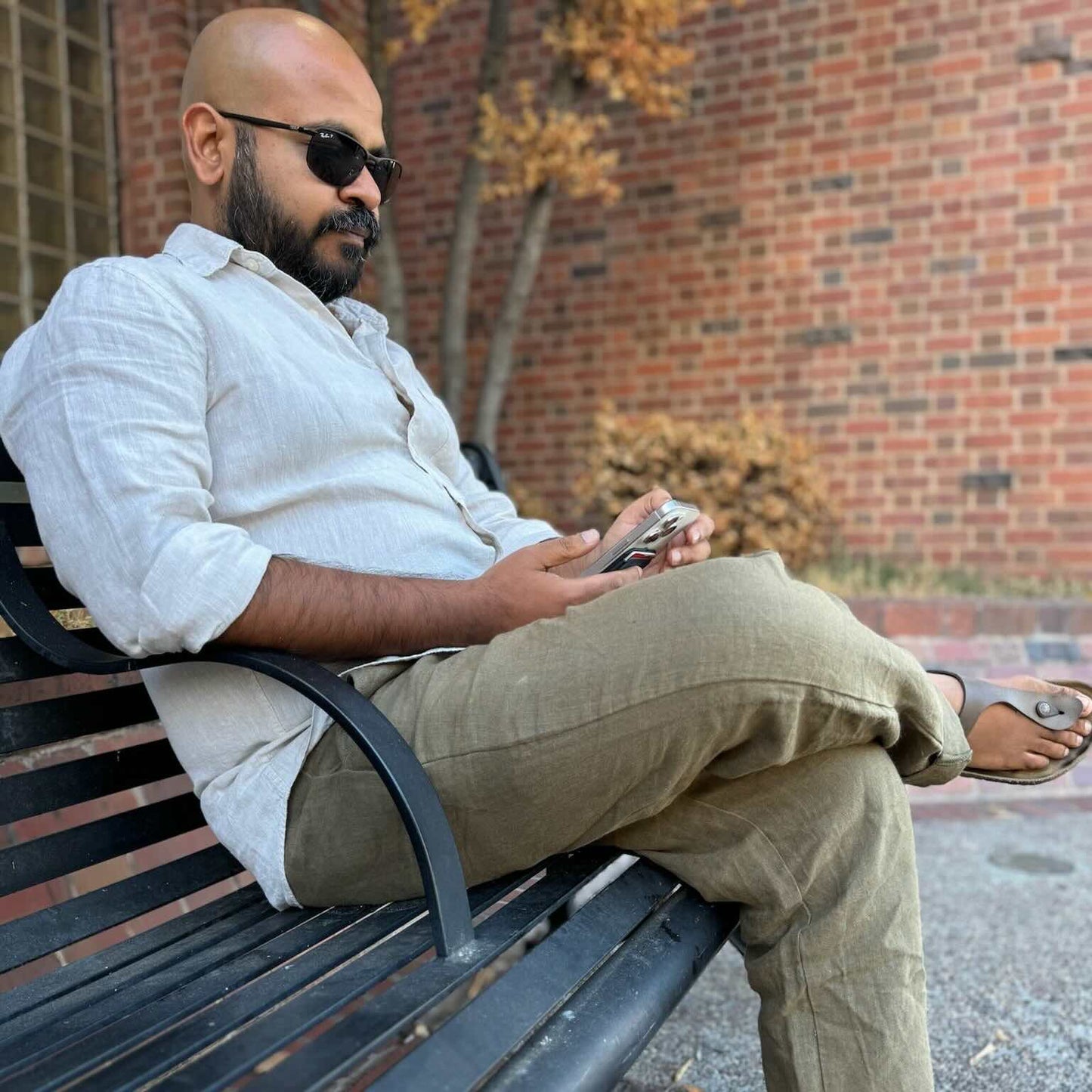 Relaxed fit pants- 100% Premium Linen - Men - Olive