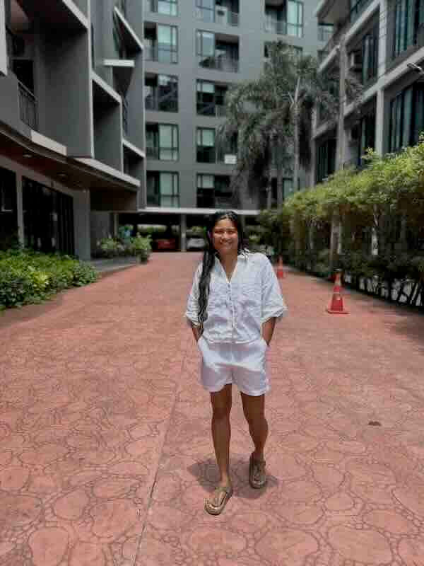 100% Premium Linen Shorts - Women