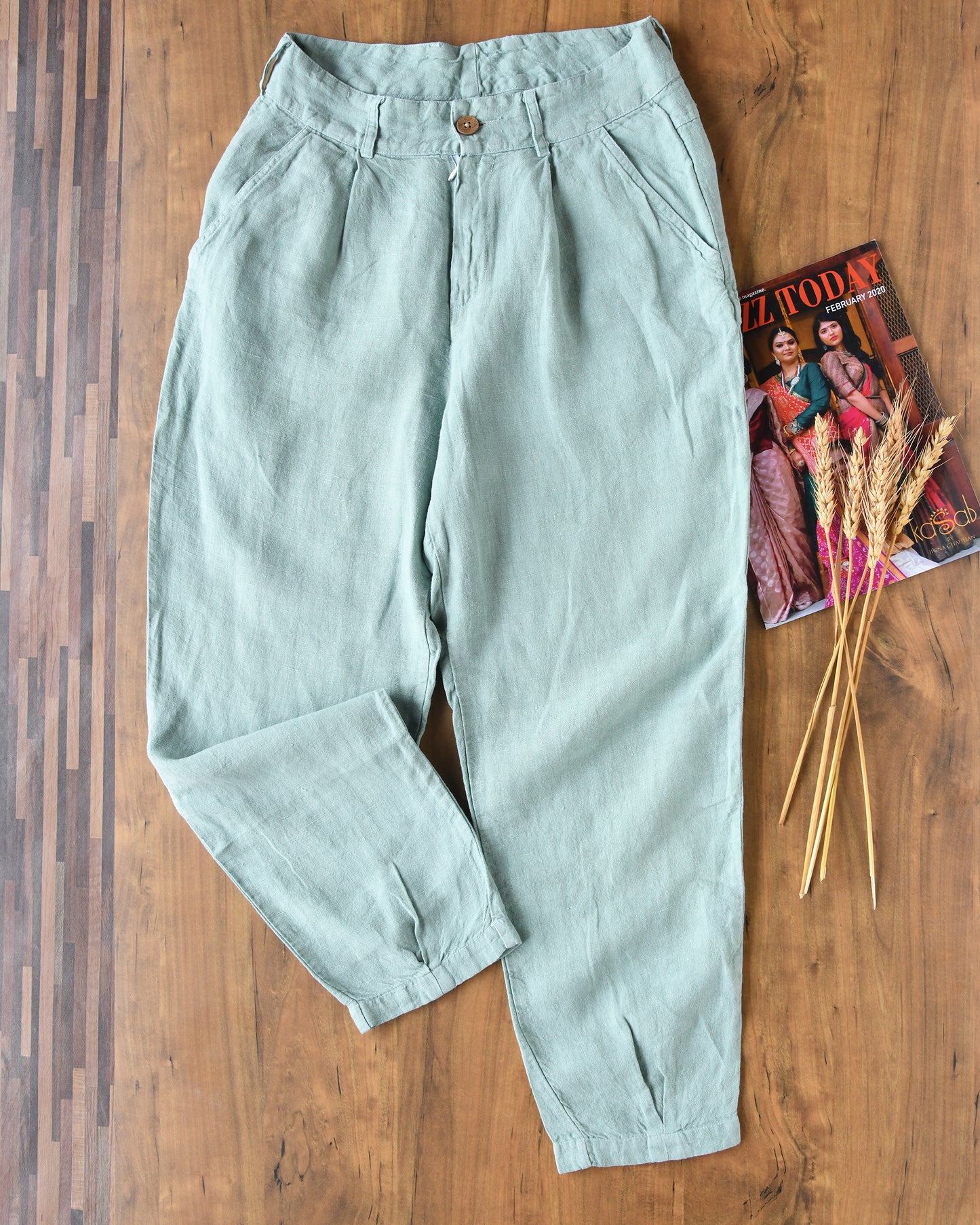 100% Premium Linen Carrot Pant (Sage&Brown)