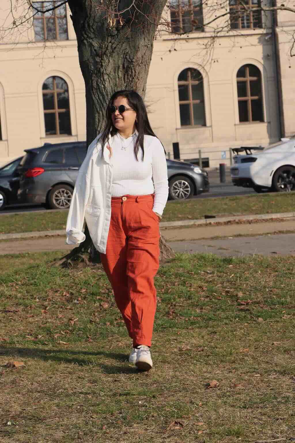 100% Premium Linen Carrot Pant - Women